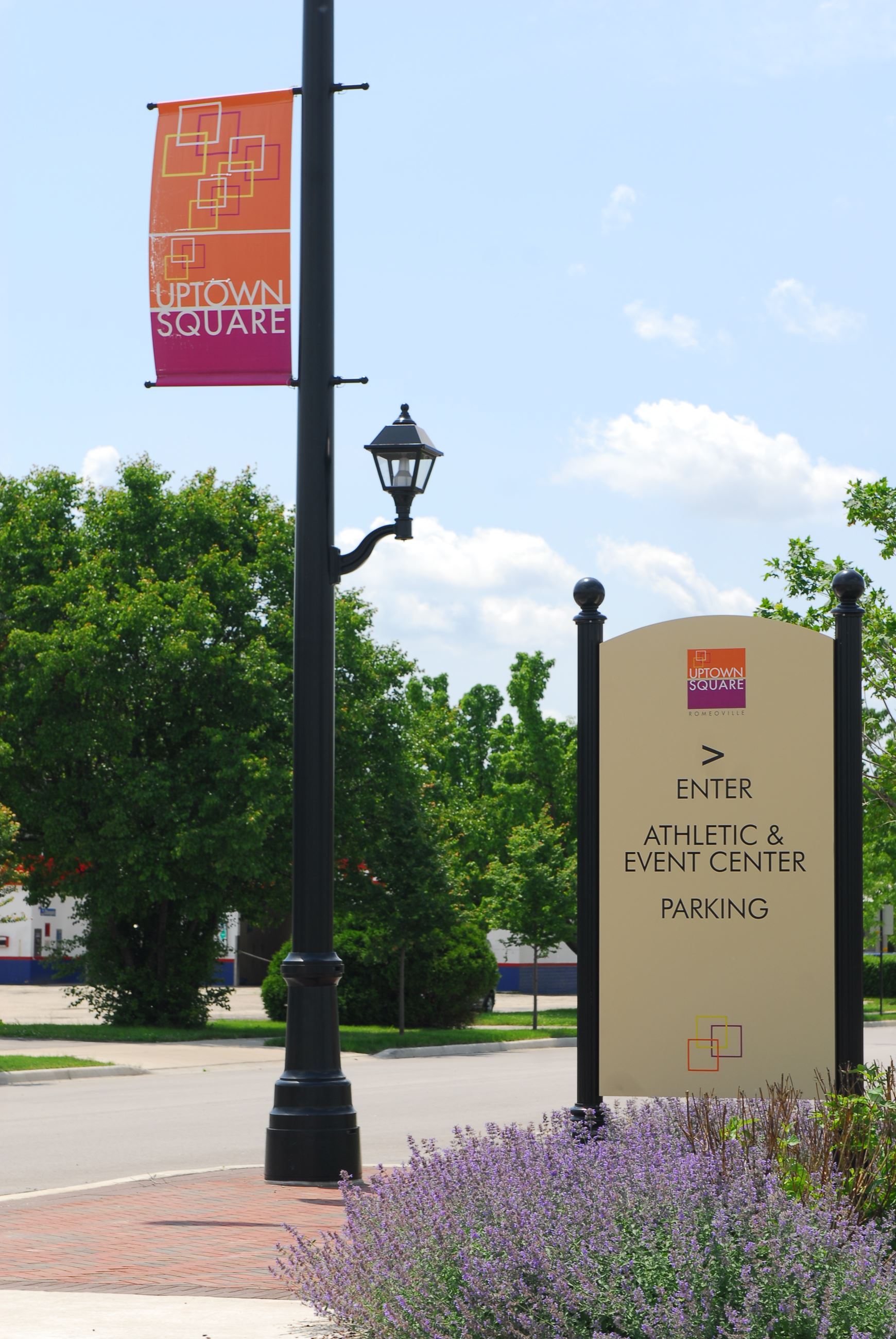 Uptown Square Signs and Lighting